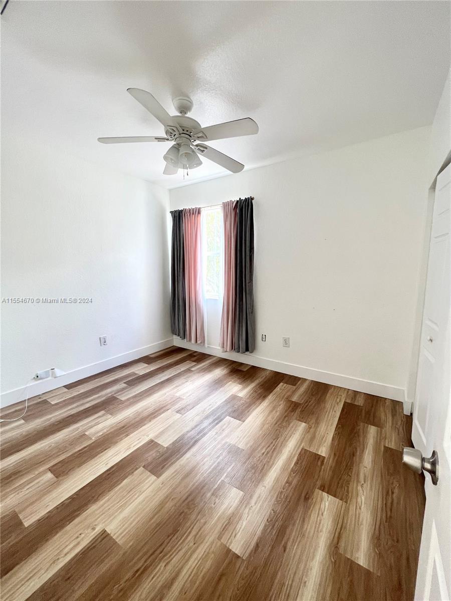 1557 SE 20th Ter, Homestead, Florida 33035, 4 Bedrooms Bedrooms, ,2 BathroomsBathrooms,Residential,For Sale,1557 SE 20th Ter,A11554670