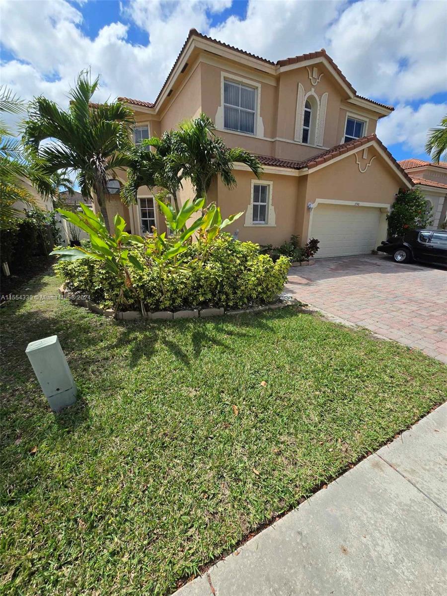 3748 NE 11th St  For Sale A11554330, FL