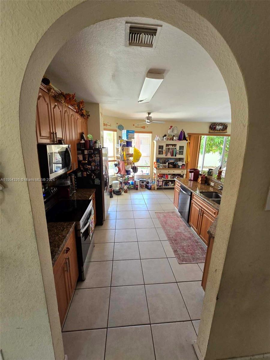 3748 NE 11th St, Homestead, Florida 33033, 8 Bedrooms Bedrooms, ,4 BathroomsBathrooms,Residential,For Sale,3748 NE 11th St,A11554330