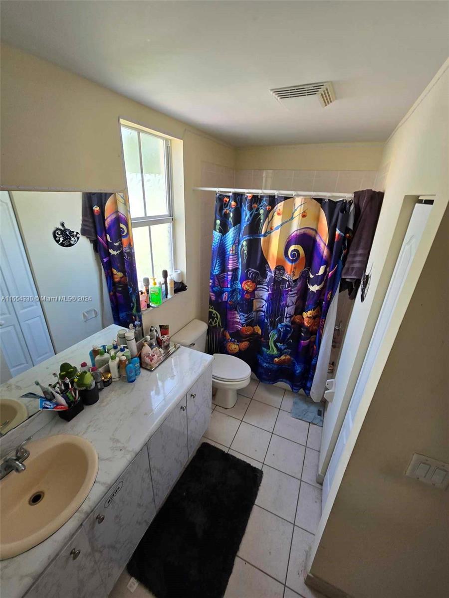 1st Floor/ Bathroom 2