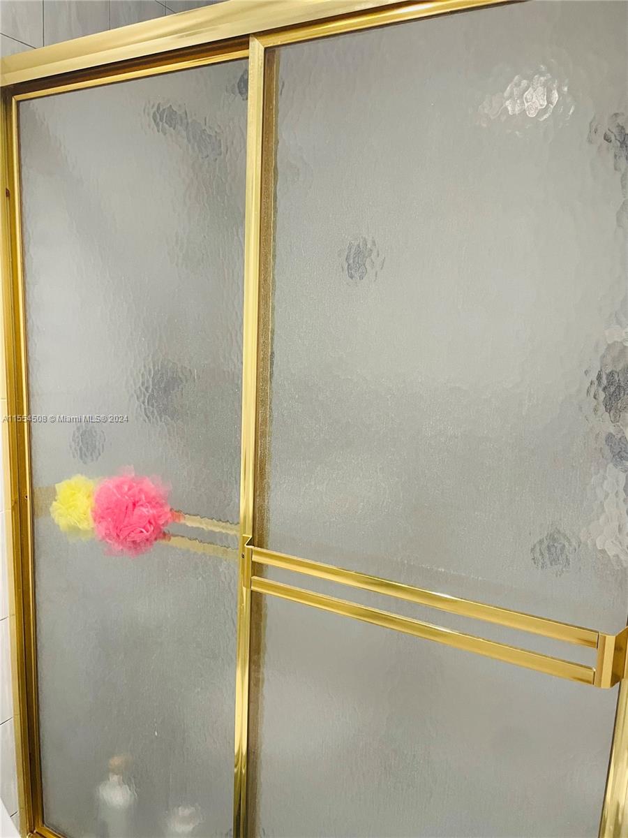 1560 Mckinley St 102W, Hollywood, Florida 33020, 2 Bedrooms Bedrooms, ,2 BathroomsBathrooms,Residential,For Sale,1560 Mckinley St 102W,A11554508