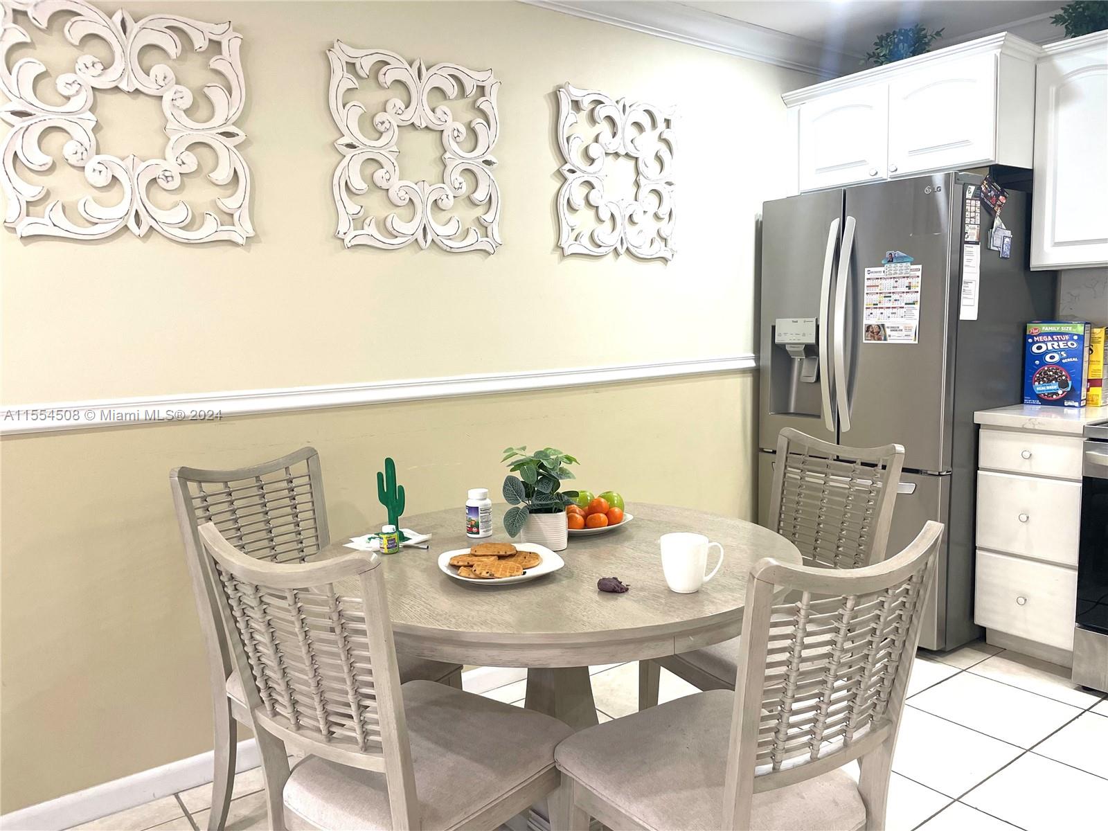 1560 Mckinley St 102W, Hollywood, Florida 33020, 2 Bedrooms Bedrooms, ,2 BathroomsBathrooms,Residential,For Sale,1560 Mckinley St 102W,A11554508