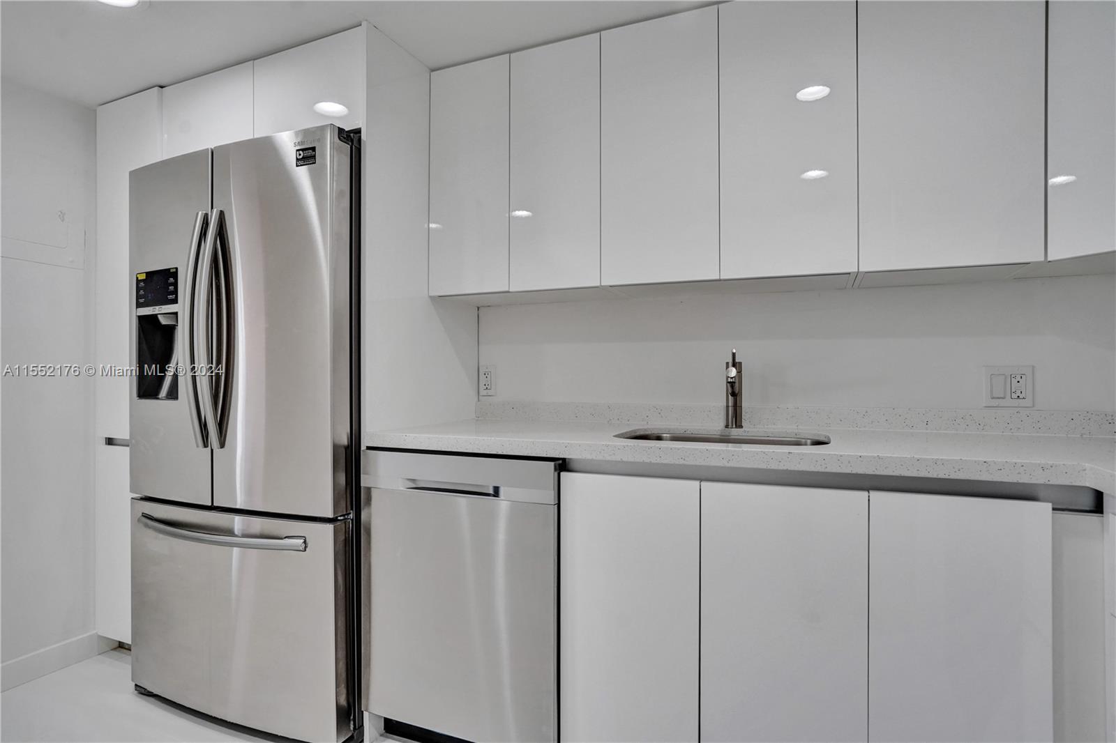 3375 N Country Club Dr 1407, Aventura, Florida 33180, 2 Bedrooms Bedrooms, ,2 BathroomsBathrooms,Residential,For Sale,3375 N Country Club Dr 1407,A11552176