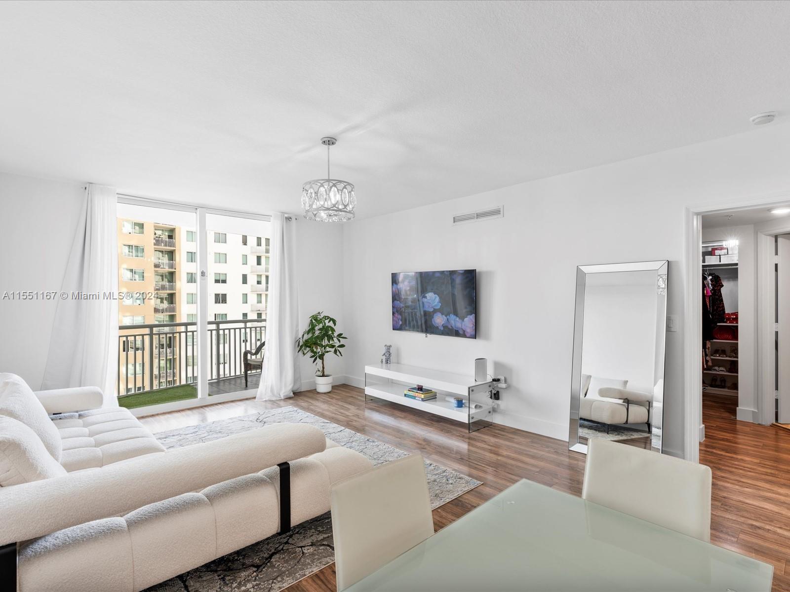 1745 E Hallandale Beach Blvd 1404W, Hallandale Beach, Florida 33009, 1 Bedroom Bedrooms, ,1 BathroomBathrooms,Residential,For Sale,1745 E Hallandale Beach Blvd 1404W,A11551167