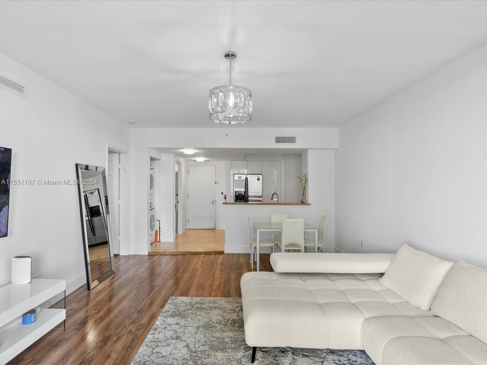 1745 E Hallandale Beach Blvd 1404W, Hallandale Beach, Florida 33009, 1 Bedroom Bedrooms, ,1 BathroomBathrooms,Residential,For Sale,1745 E Hallandale Beach Blvd 1404W,A11551167