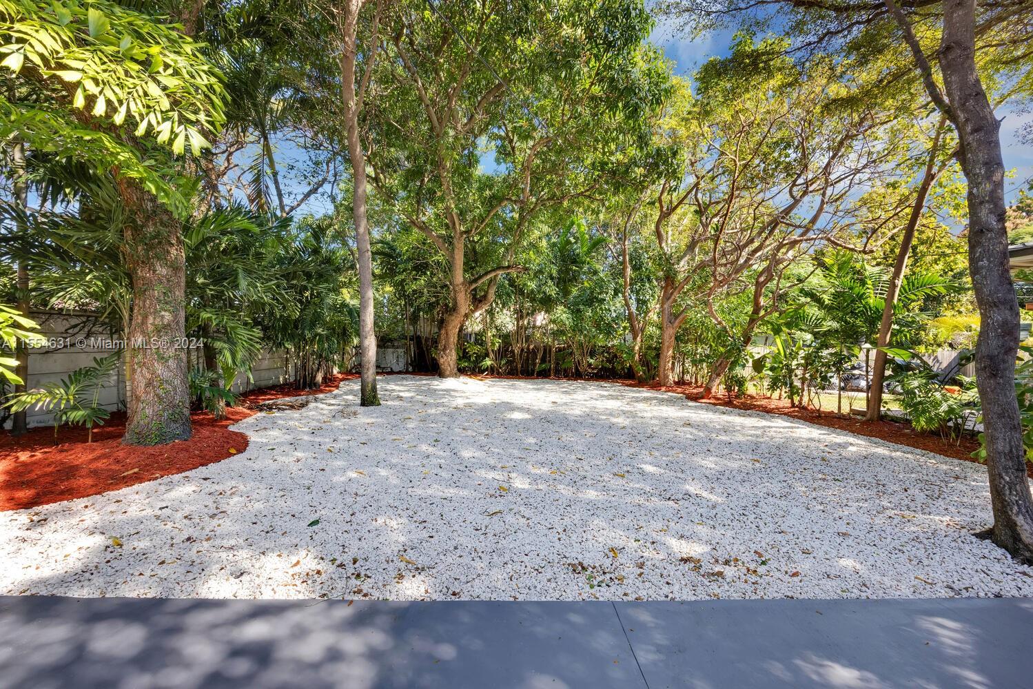 2473 SW 13th St, Miami, Florida 33145, 2 Bedrooms Bedrooms, ,2 BathroomsBathrooms,Residential,For Sale,2473 SW 13th St,A11554631