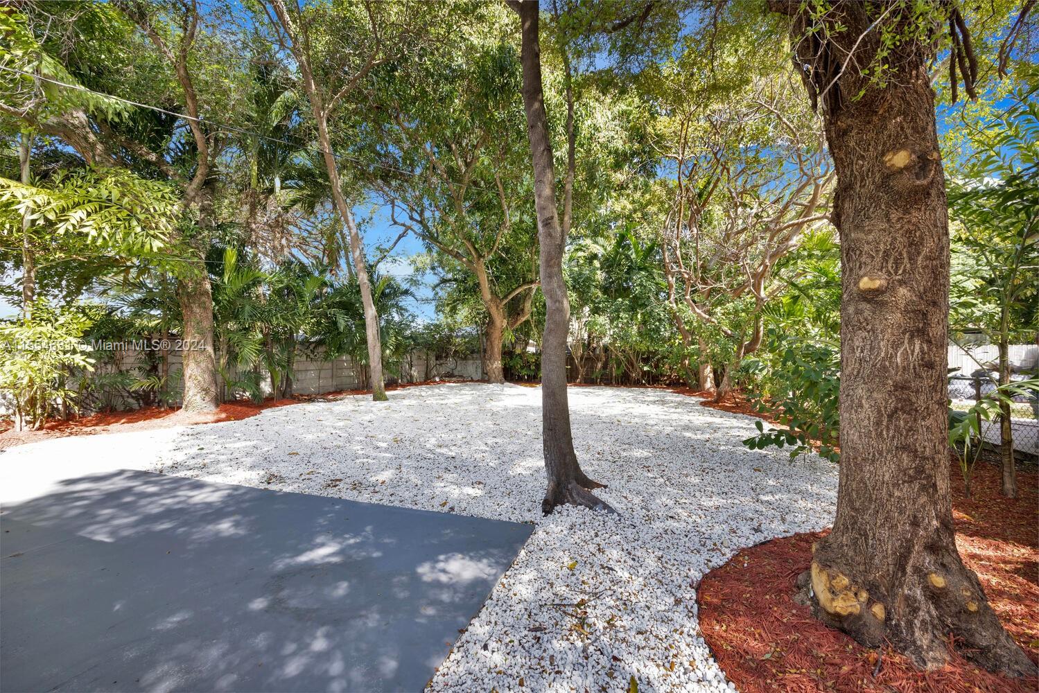 2473 SW 13th St, Miami, Florida 33145, 2 Bedrooms Bedrooms, ,2 BathroomsBathrooms,Residential,For Sale,2473 SW 13th St,A11554631