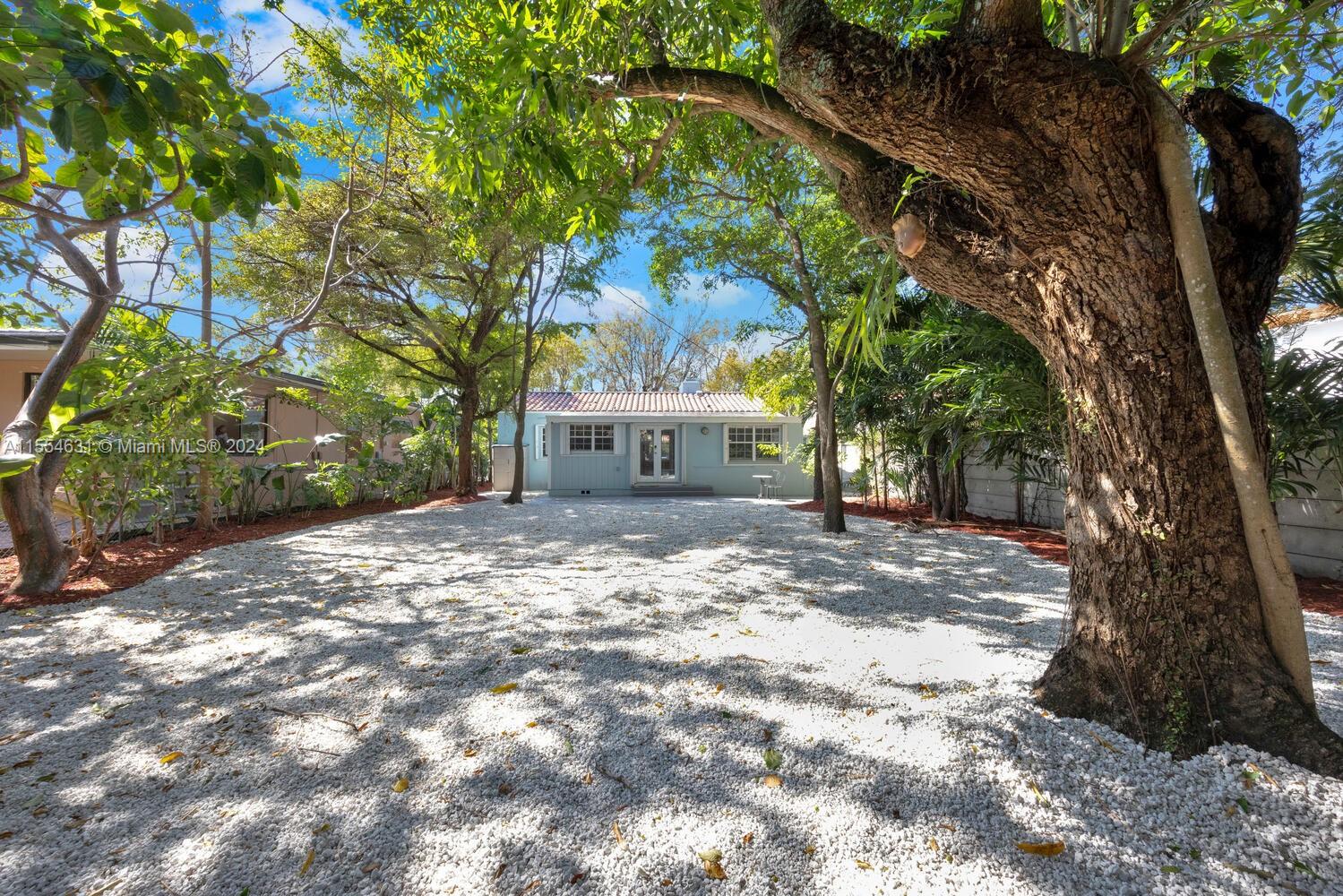 2473 SW 13th St, Miami, Florida 33145, 2 Bedrooms Bedrooms, ,2 BathroomsBathrooms,Residential,For Sale,2473 SW 13th St,A11554631