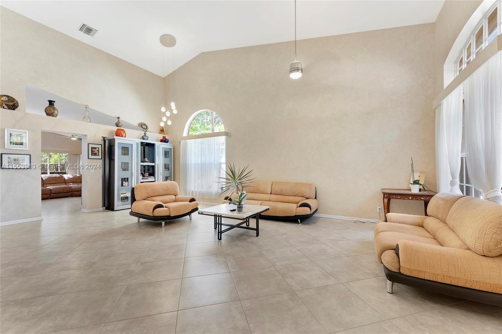 2712 Cayenne Ave, Cooper City, Florida 33026, 3 Bedrooms Bedrooms, ,2 BathroomsBathrooms,Residential,For Sale,2712 Cayenne Ave,A11553963