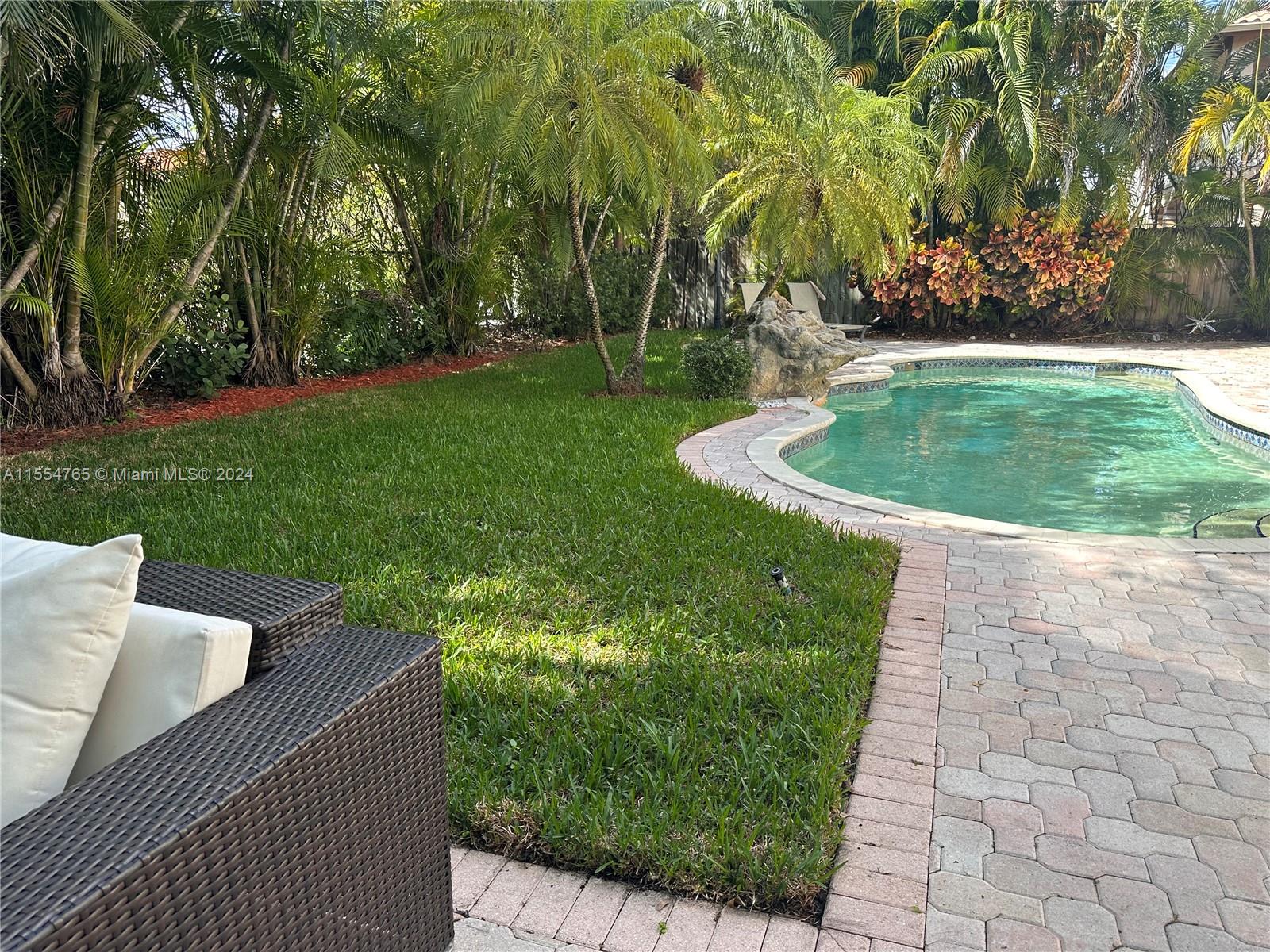 6508 NW 113th Pl, Doral, Florida 33178, 4 Bedrooms Bedrooms, ,3 BathroomsBathrooms,Residential,For Sale,6508 NW 113th Pl,A11554765