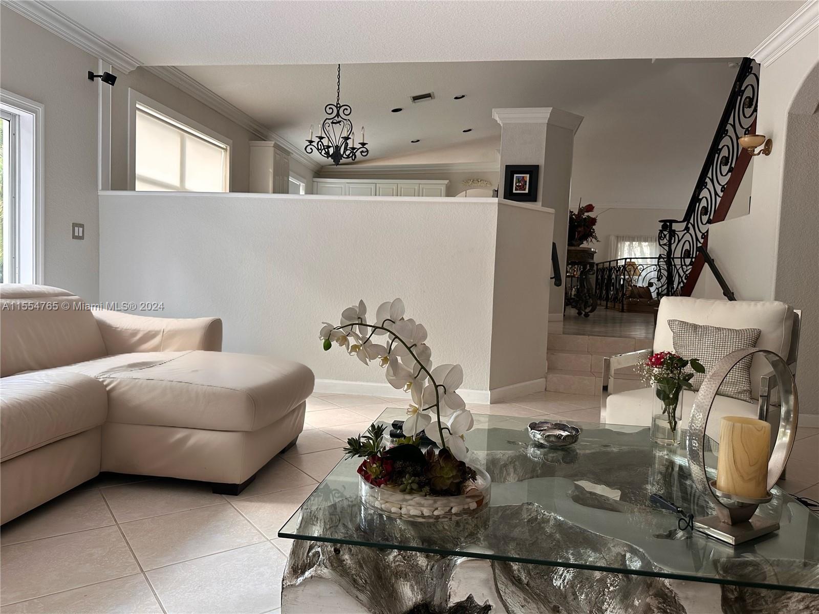 6508 NW 113th Pl, Doral, Florida 33178, 4 Bedrooms Bedrooms, ,3 BathroomsBathrooms,Residential,For Sale,6508 NW 113th Pl,A11554765