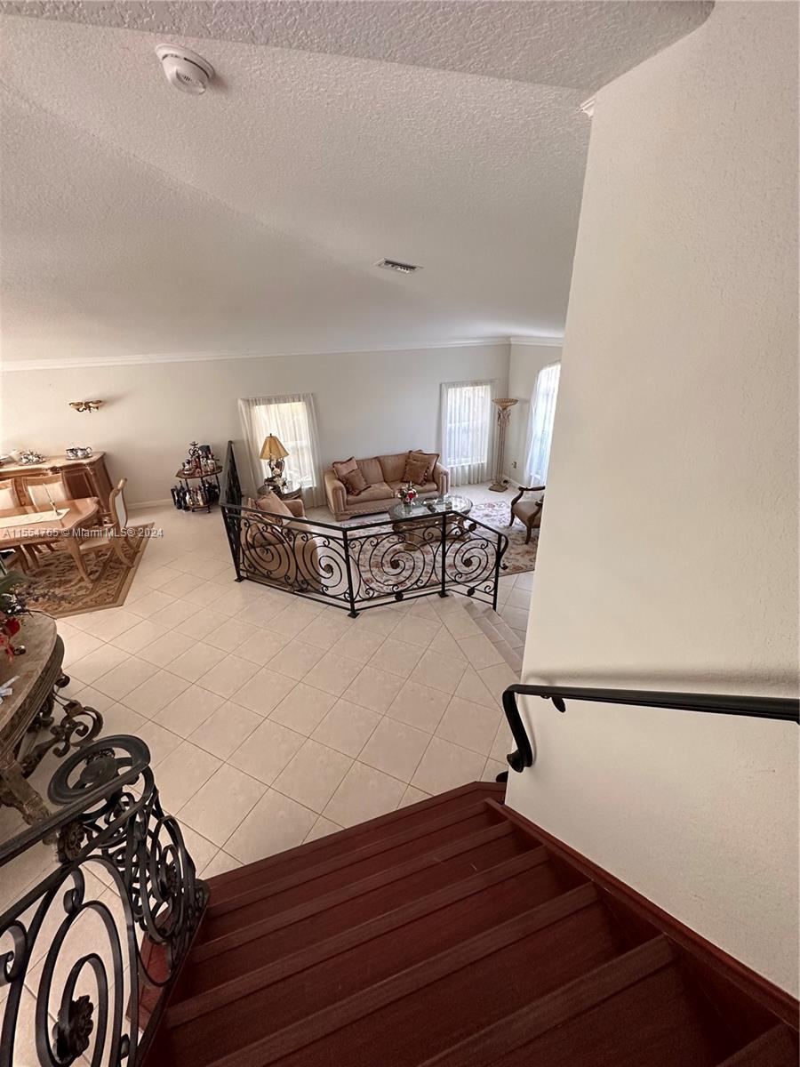 6508 NW 113th Pl, Doral, Florida 33178, 4 Bedrooms Bedrooms, ,3 BathroomsBathrooms,Residential,For Sale,6508 NW 113th Pl,A11554765