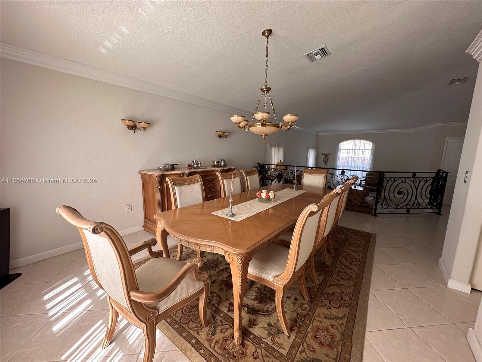 6508 NW 113th Pl, Doral, Florida 33178, 4 Bedrooms Bedrooms, ,3 BathroomsBathrooms,Residential,For Sale,6508 NW 113th Pl,A11554765