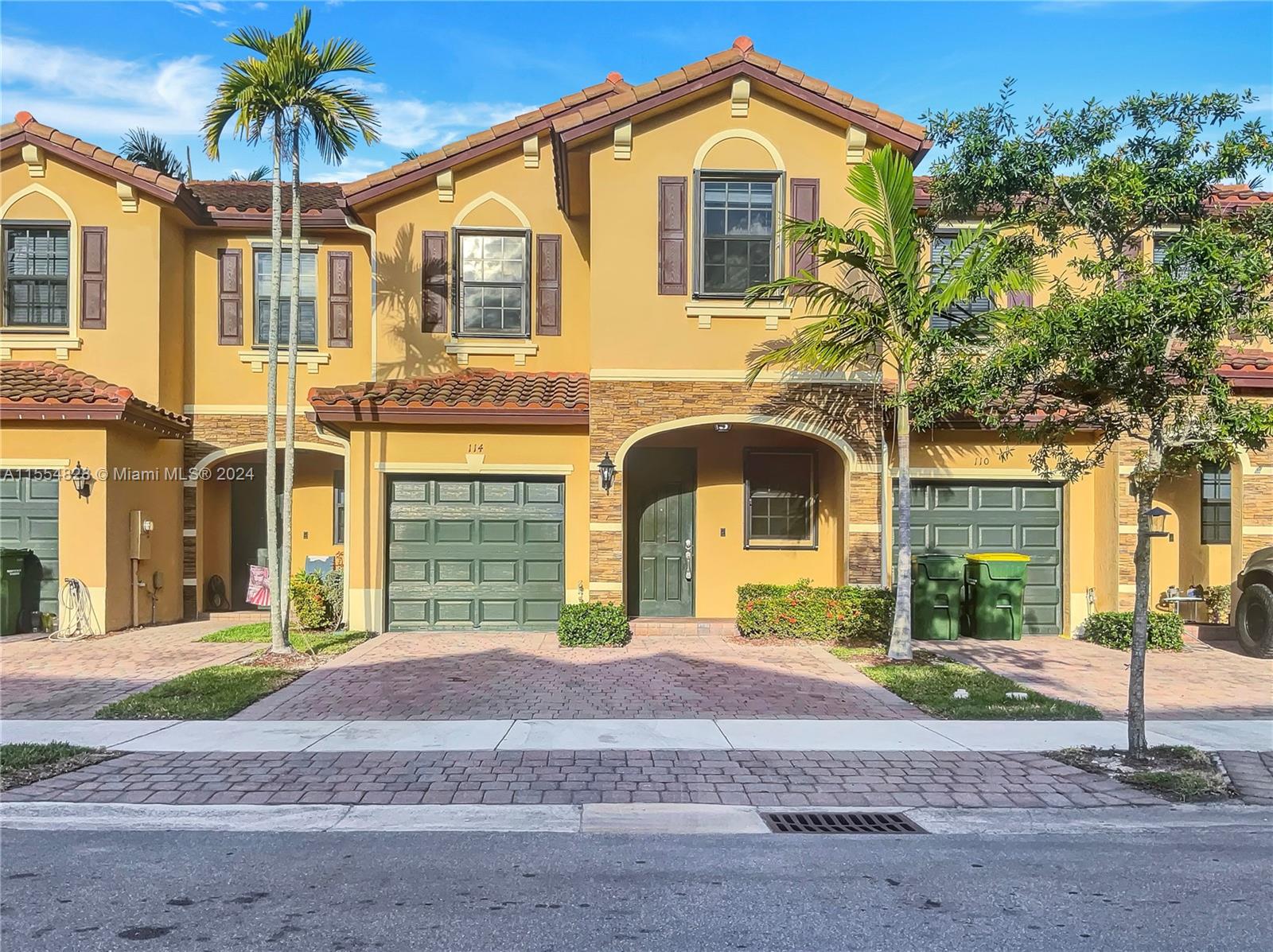 114 SE 33rd Ter, Homestead, Florida 33033, 3 Bedrooms Bedrooms, ,2 BathroomsBathrooms,Residential,For Sale,114 SE 33rd Ter,A11554828