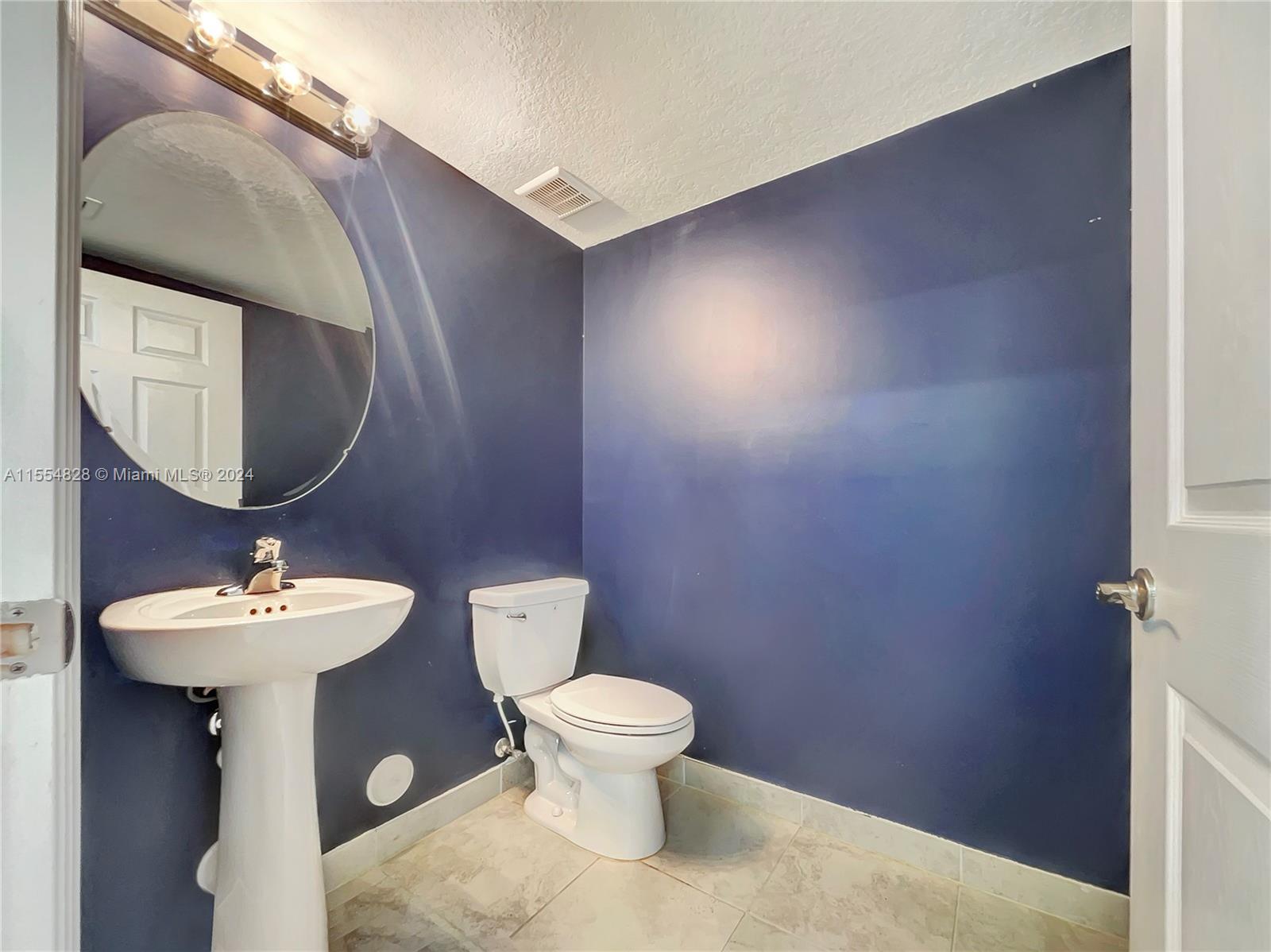 114 SE 33rd Ter, Homestead, Florida 33033, 3 Bedrooms Bedrooms, ,2 BathroomsBathrooms,Residential,For Sale,114 SE 33rd Ter,A11554828