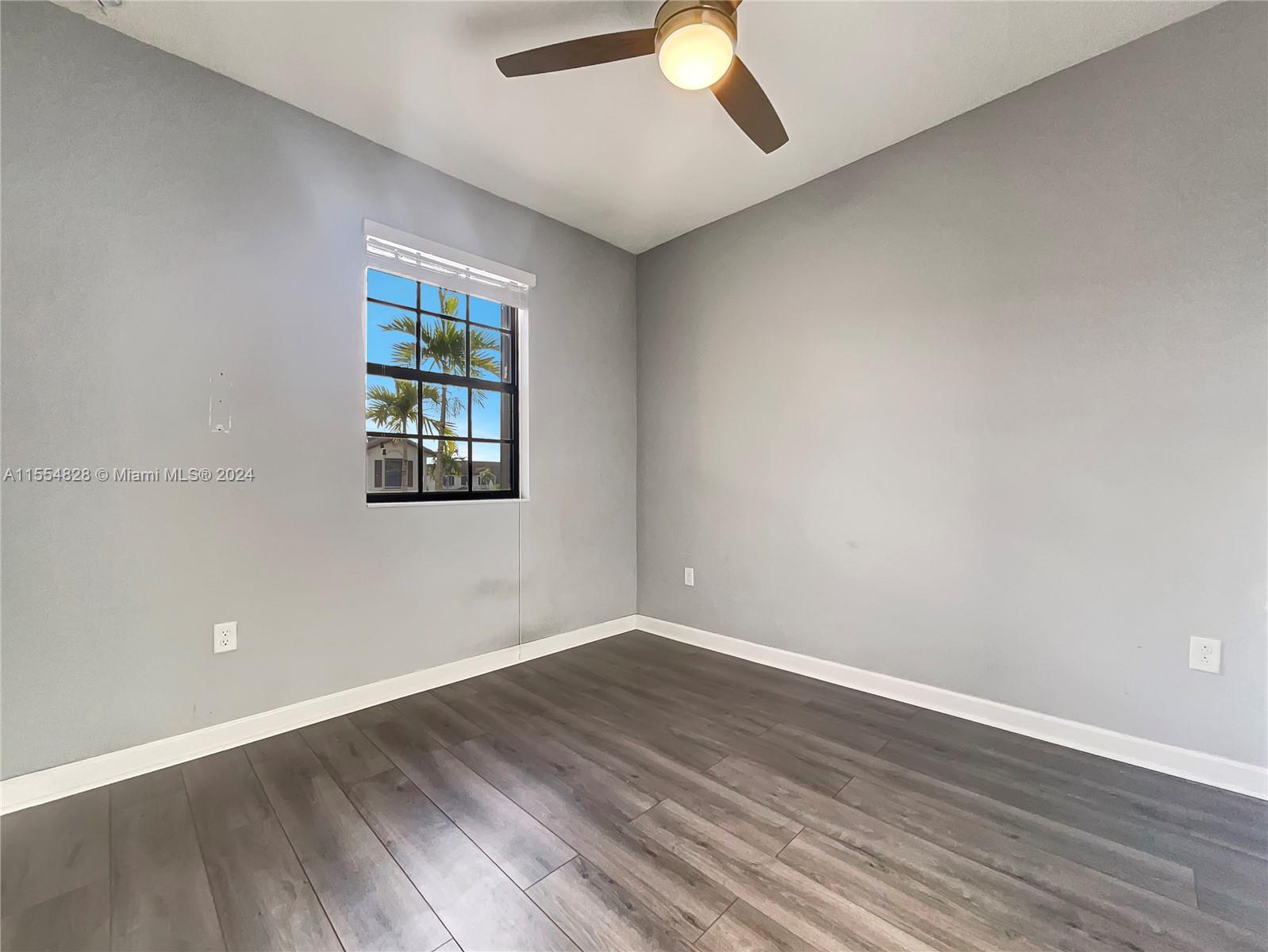 114 SE 33rd Ter, Homestead, Florida 33033, 3 Bedrooms Bedrooms, ,2 BathroomsBathrooms,Residential,For Sale,114 SE 33rd Ter,A11554828