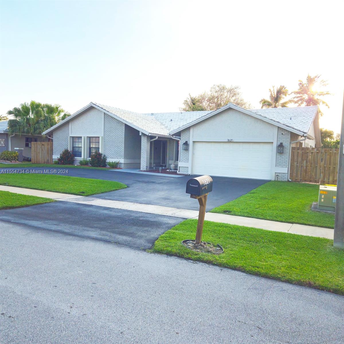 Undisclosed For Sale A11554734, FL