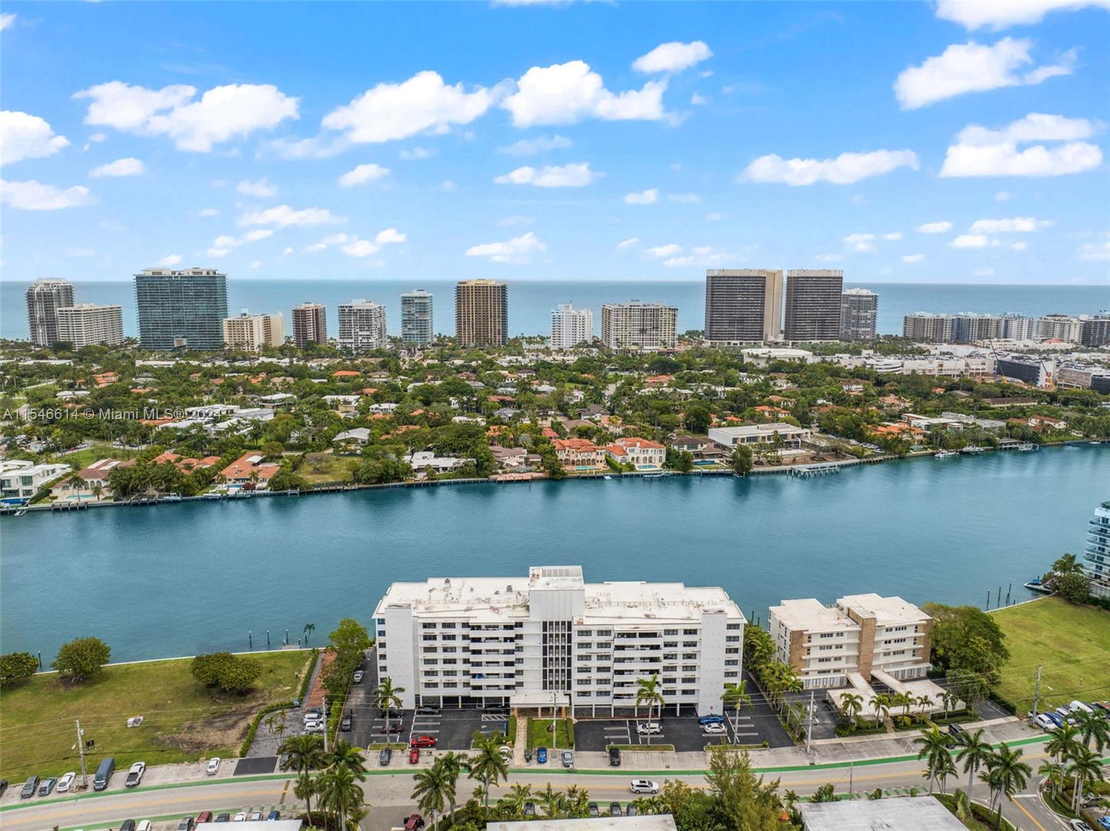 10101 E Bay Harbor Dr 602, Bay Harbor Islands, Florida 33154, 2 Bedrooms Bedrooms, ,2 BathroomsBathrooms,Residential,For Sale,10101 E Bay Harbor Dr 602,A11546614