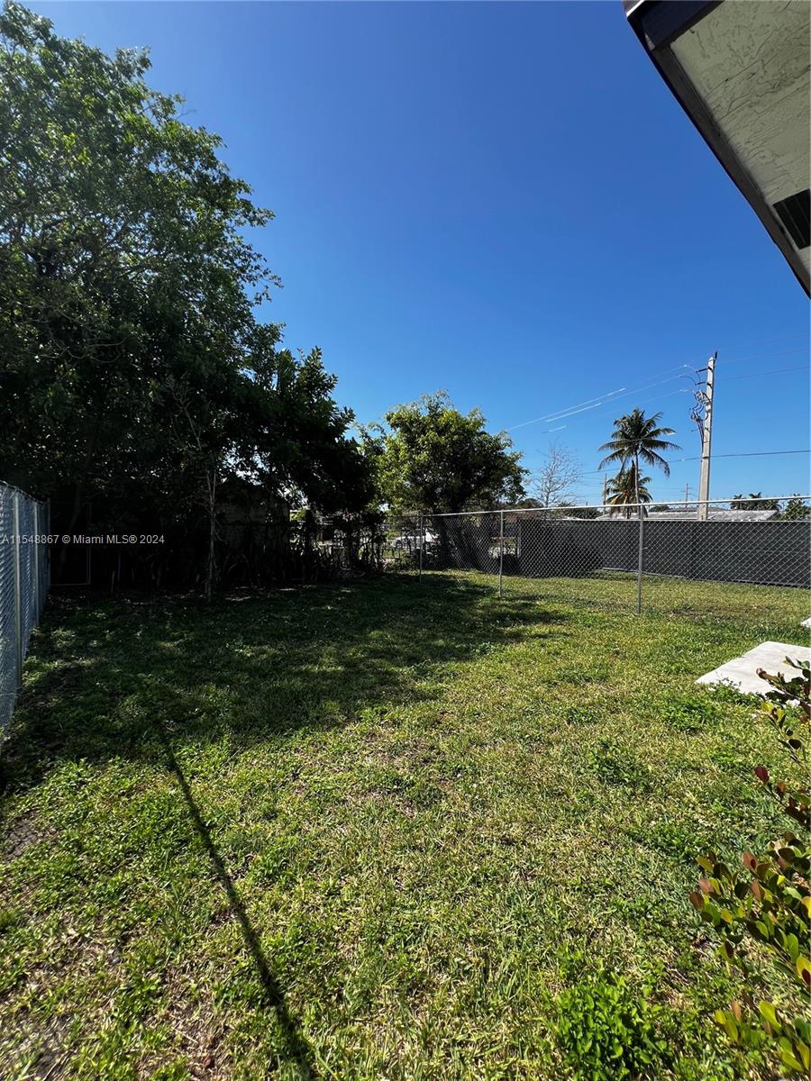 4190 SW 18 St 2, West Park, Florida 33023, 3 Bedrooms Bedrooms, ,2 BathroomsBathrooms,Residential,For Sale,4190 SW 18 St 2,A11548867