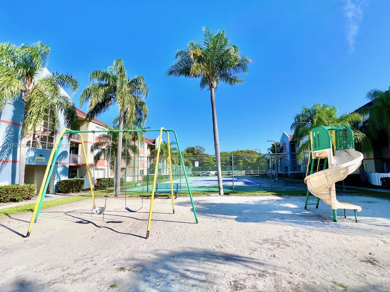 18880 NW 57th Ave 201, Hialeah, Florida 33015, 2 Bedrooms Bedrooms, ,2 BathroomsBathrooms,Residential,For Sale,18880 NW 57th Ave 201,A11553912