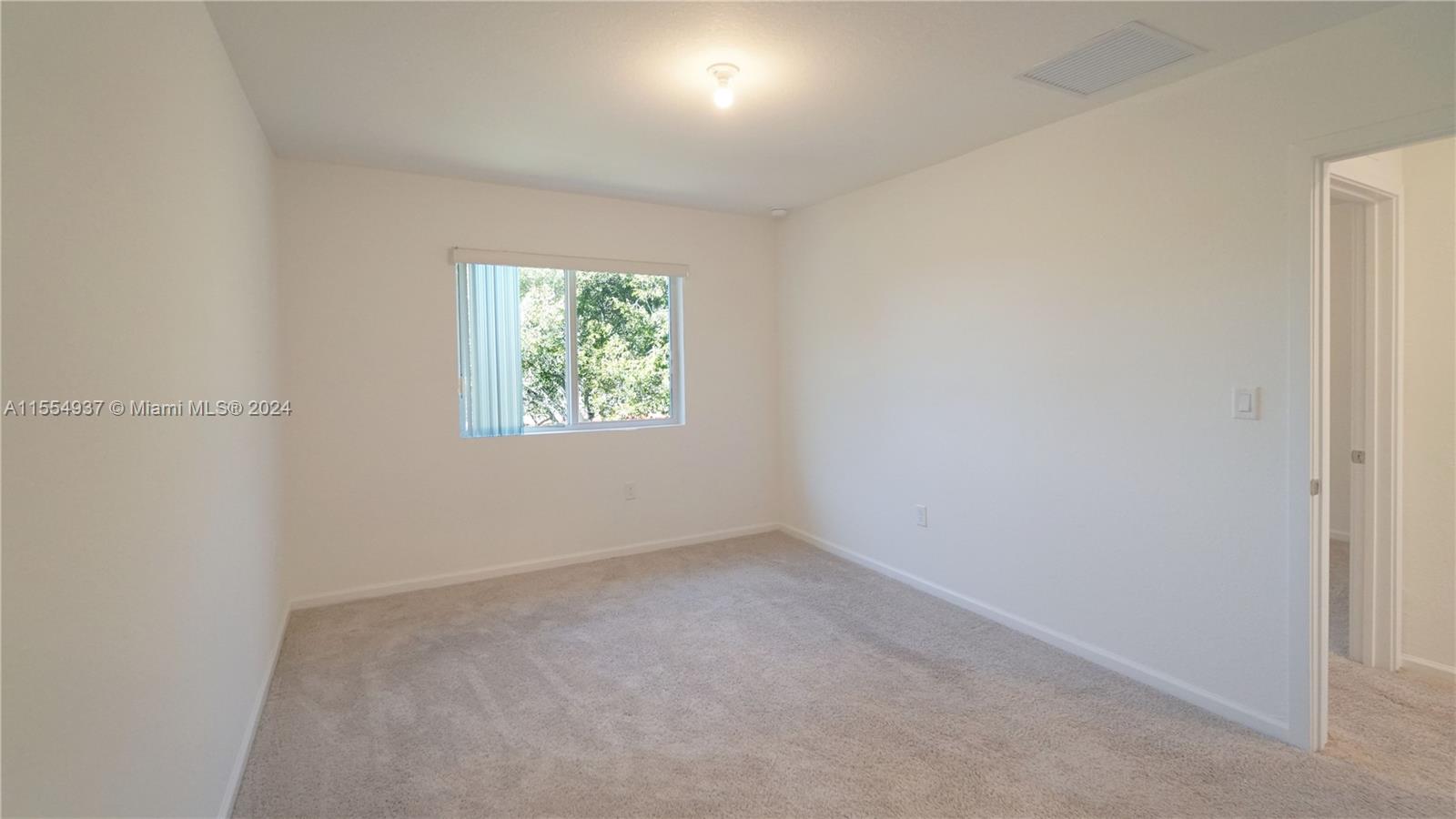 2411 SE 10th St 2411, Homestead, Florida 33035, 4 Bedrooms Bedrooms, ,3 BathroomsBathrooms,Residential,For Sale,2411 SE 10th St 2411,A11554937