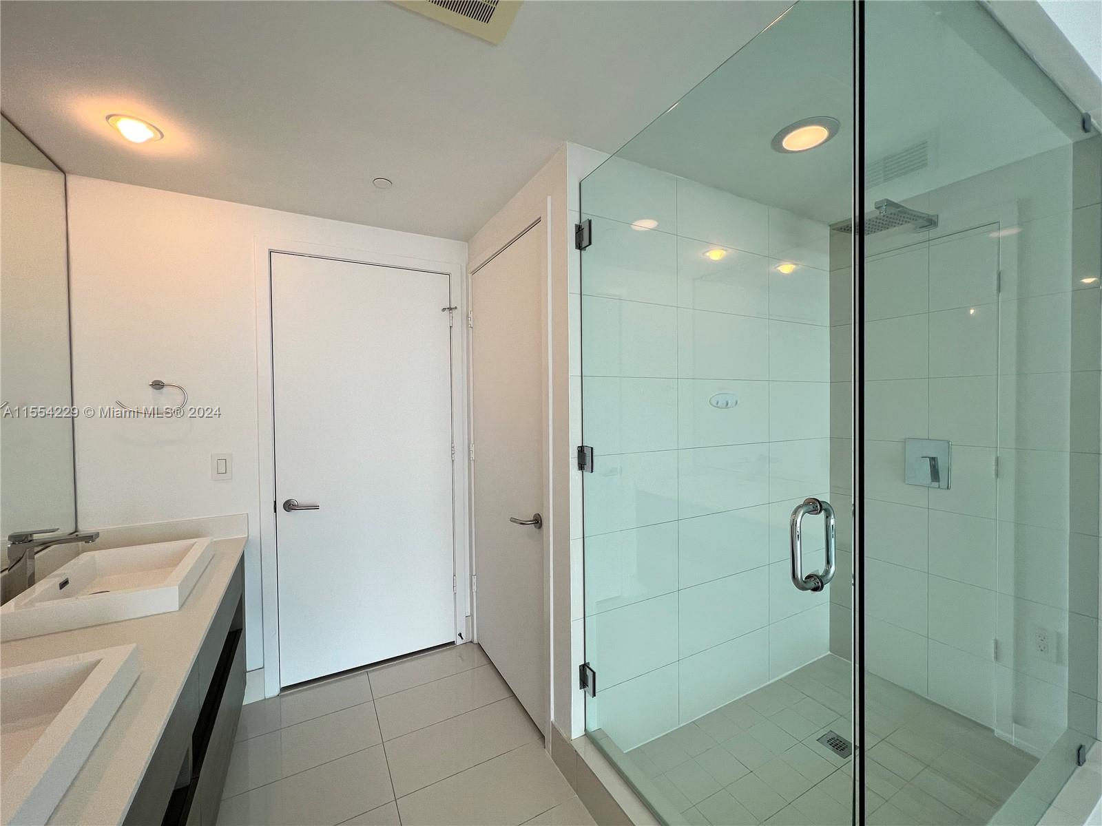 460 NE 28th St 3804, Miami, Florida 33137, 2 Bedrooms Bedrooms, ,2 BathroomsBathrooms,Residential,For Sale,460 NE 28th St 3804,A11554229
