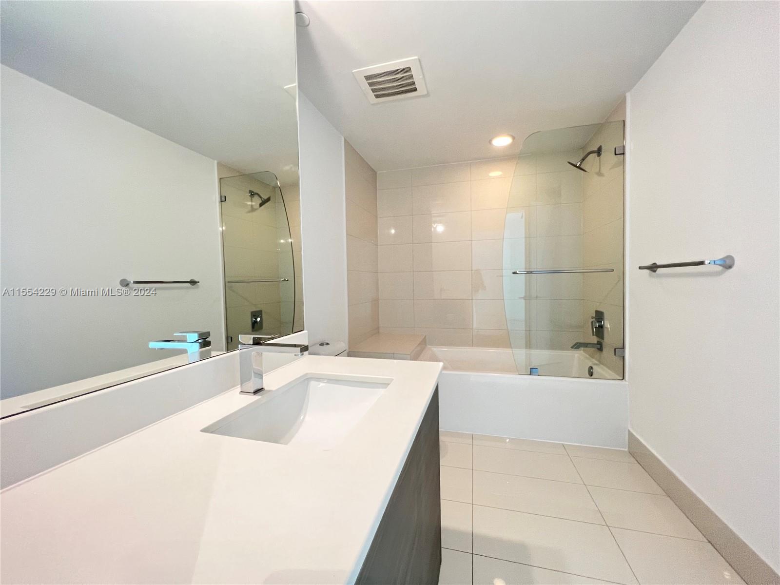 460 NE 28th St 3804, Miami, Florida 33137, 2 Bedrooms Bedrooms, ,2 BathroomsBathrooms,Residential,For Sale,460 NE 28th St 3804,A11554229