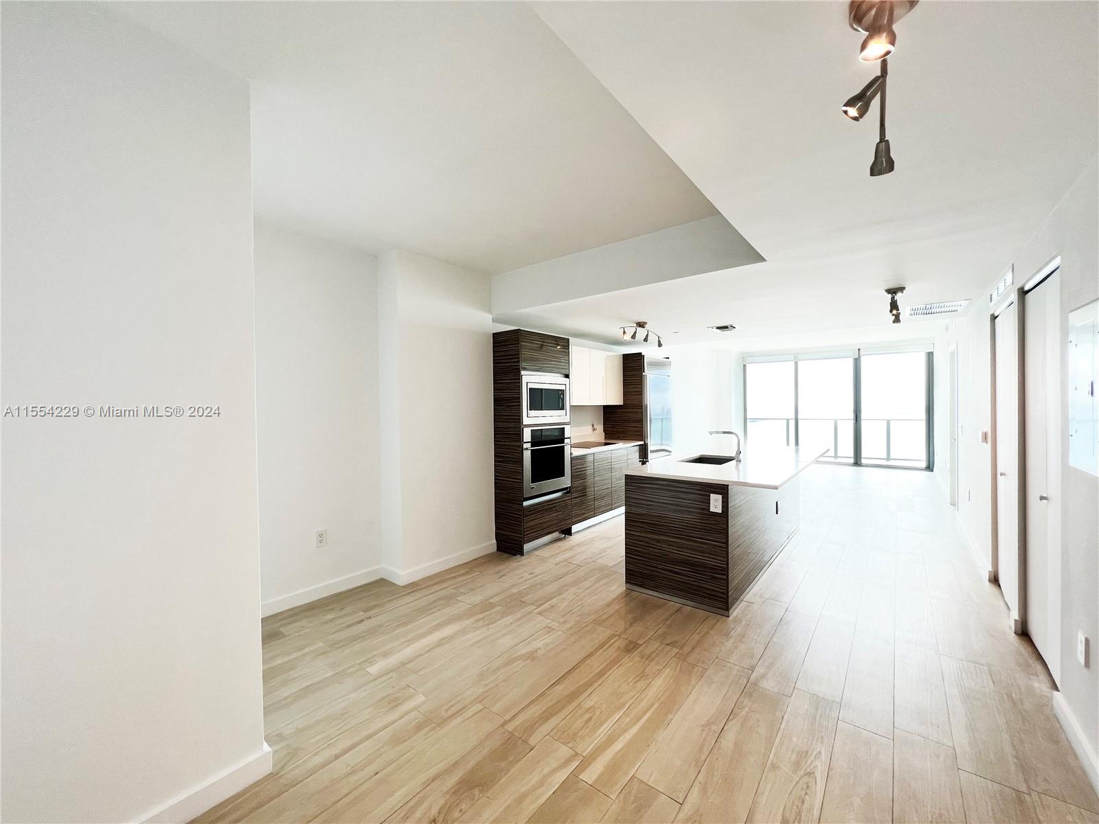 460 NE 28th St 3804, Miami, Florida 33137, 2 Bedrooms Bedrooms, ,2 BathroomsBathrooms,Residential,For Sale,460 NE 28th St 3804,A11554229