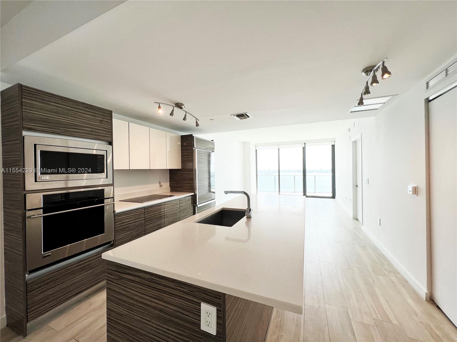 460 NE 28th St 3804, Miami, Florida 33137, 2 Bedrooms Bedrooms, ,2 BathroomsBathrooms,Residential,For Sale,460 NE 28th St 3804,A11554229