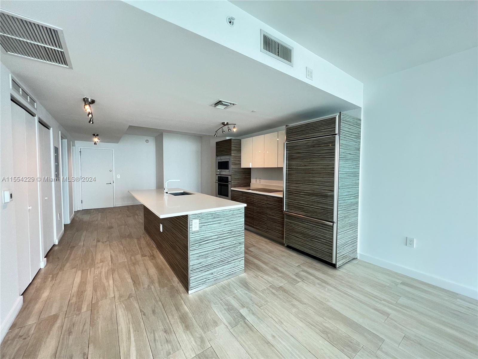 460 NE 28th St 3804, Miami, Florida 33137, 2 Bedrooms Bedrooms, ,2 BathroomsBathrooms,Residential,For Sale,460 NE 28th St 3804,A11554229