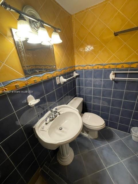 6345 Collins Ave 906, Miami Beach, Florida 33141, ,1 BathroomBathrooms,Residential,For Sale,6345 Collins Ave 906,A11550907