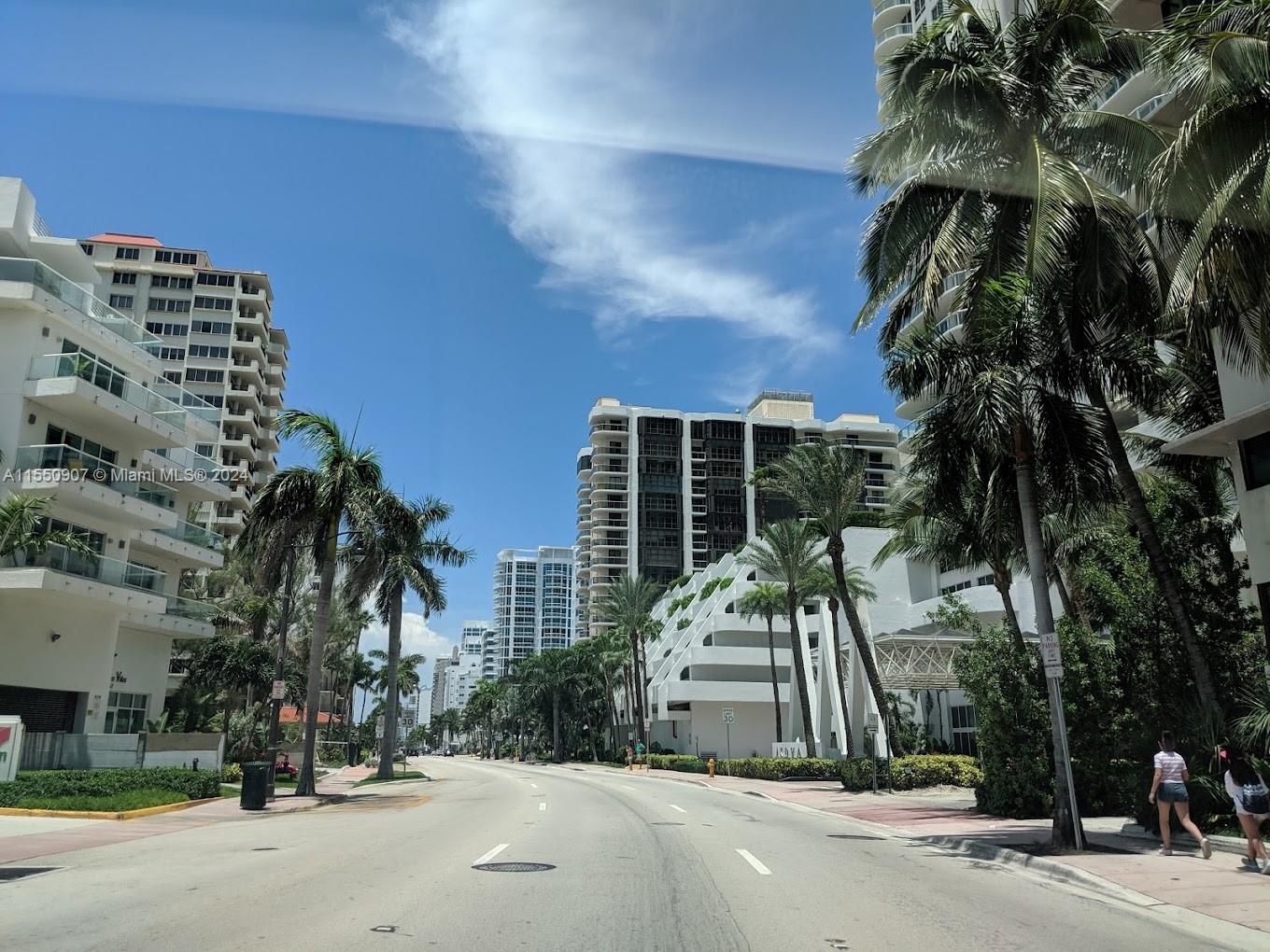 6345 Collins Ave 906, Miami Beach, Florida 33141, ,1 BathroomBathrooms,Residential,For Sale,6345 Collins Ave 906,A11550907