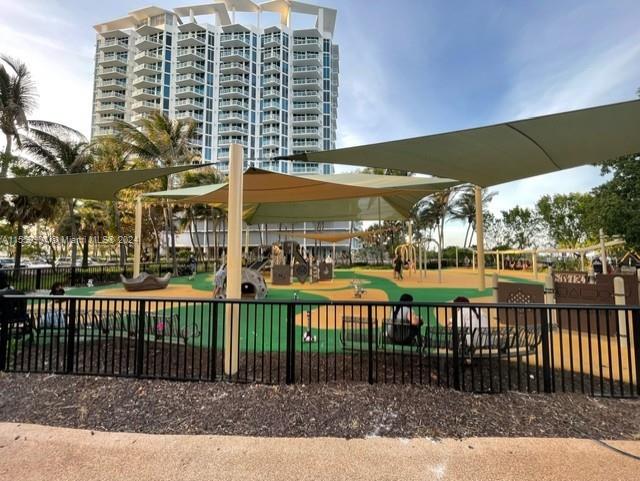 6345 Collins Ave 906, Miami Beach, Florida 33141, ,1 BathroomBathrooms,Residential,For Sale,6345 Collins Ave 906,A11550907