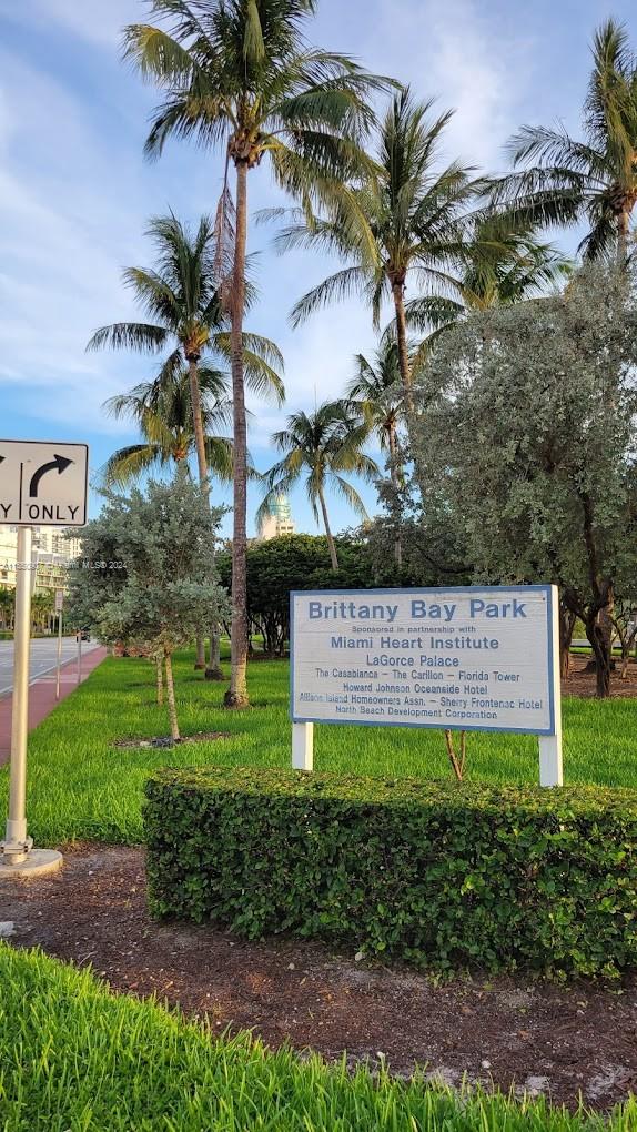 6345 Collins Ave 906, Miami Beach, Florida 33141, ,1 BathroomBathrooms,Residential,For Sale,6345 Collins Ave 906,A11550907