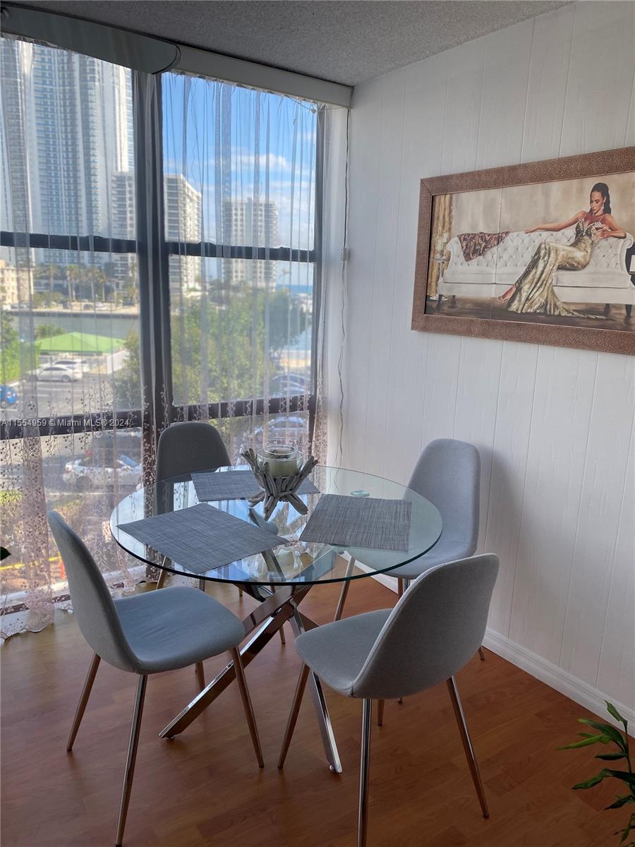 800 Parkview Dr 406, Hallandale Beach, Florida 33009, 1 Bedroom Bedrooms, ,1 BathroomBathrooms,Residential,For Sale,800 Parkview Dr 406,A11554959