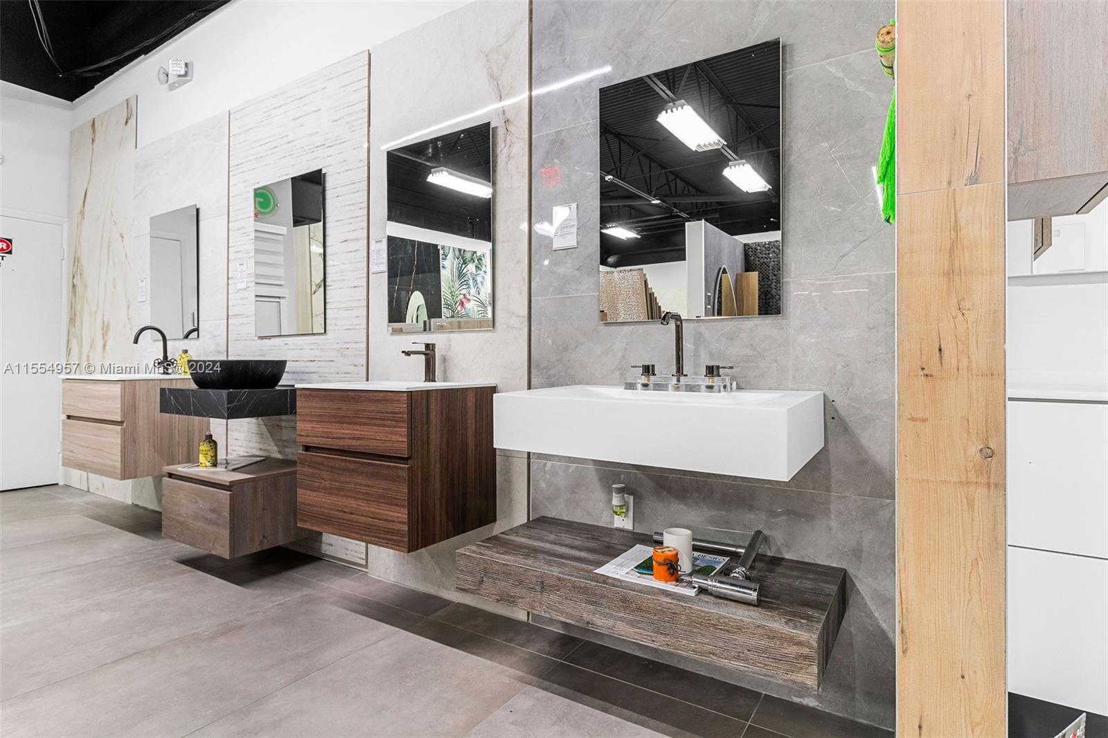 Bath Vanities/Accessories and Flooring, Doral, Florida 33122, ,Businessopportunity,For Sale, Bath Vanities/Accessories and Flooring,A11554957