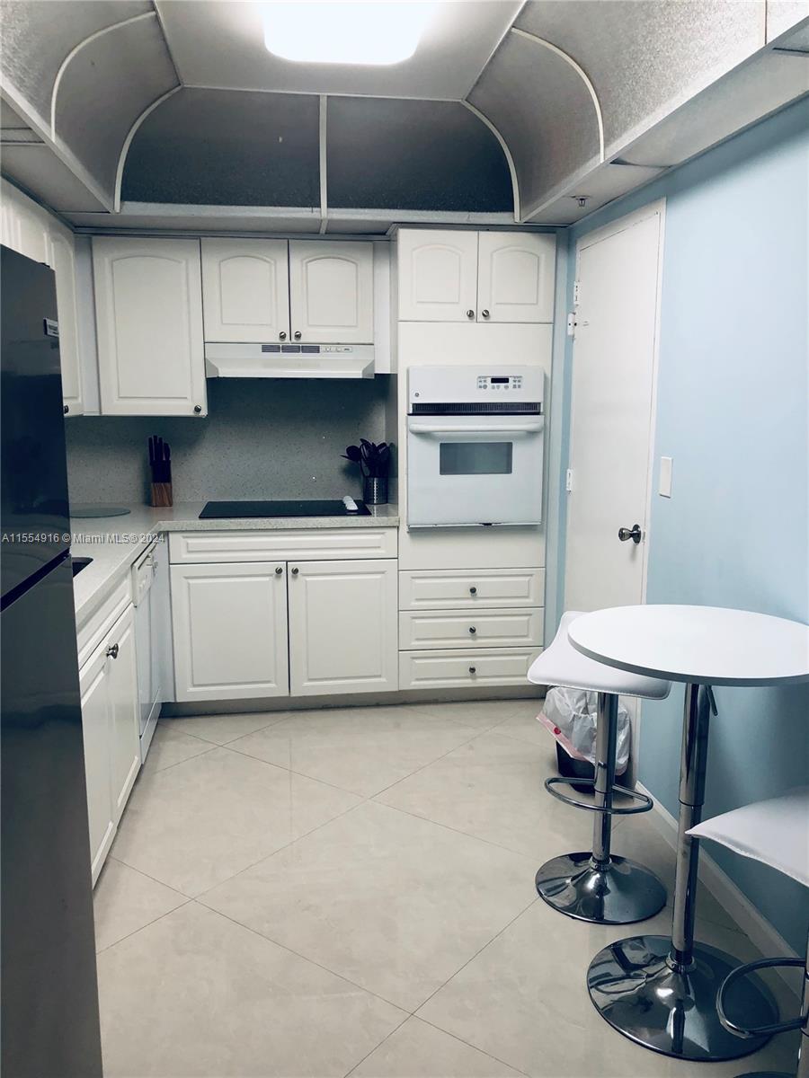 4001 S Ocean Dr 12L, Hollywood, Florida 33019, 1 Bedroom Bedrooms, ,1 BathroomBathrooms,Residential,For Sale,4001 S Ocean Dr 12L,A11554916