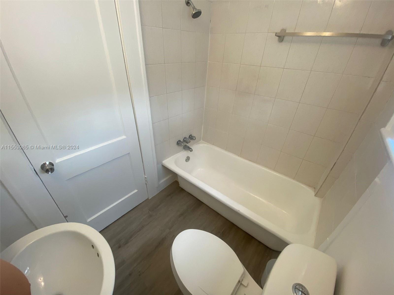 642 Michigan Ave 18, Miami Beach, Florida 33139, ,1 BathroomBathrooms,Residential,For Sale,642 Michigan Ave 18,A11553985