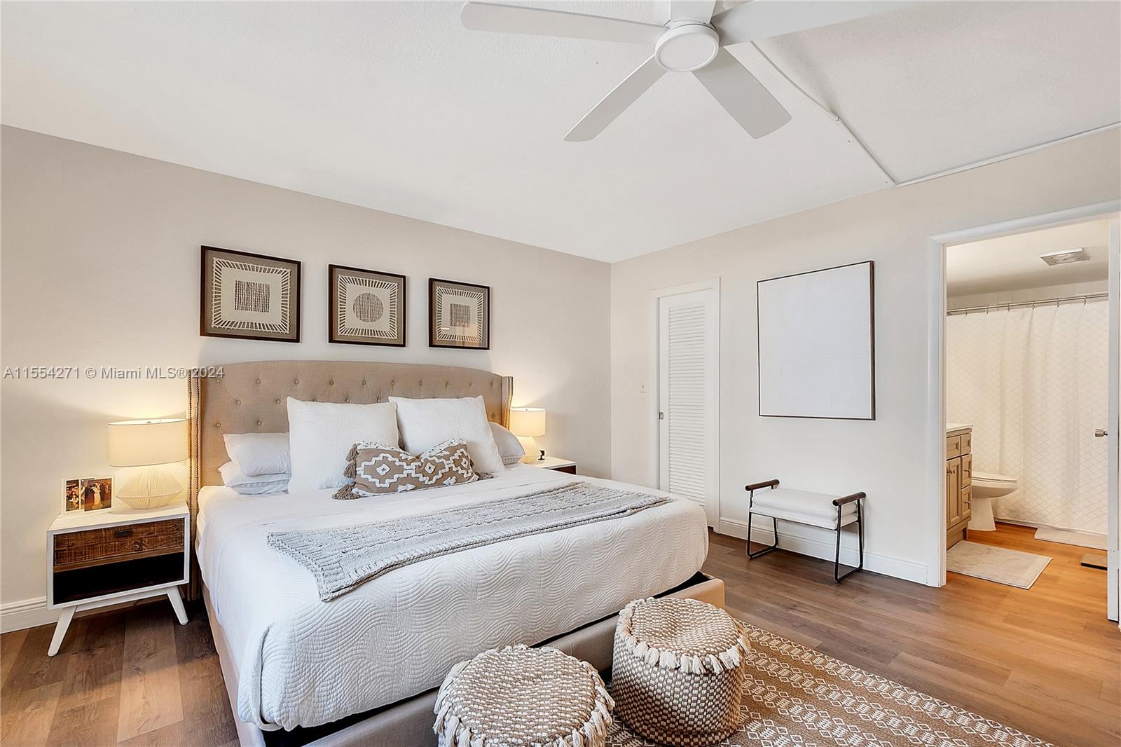 Hollywood, Florida 33019, 2 Bedrooms Bedrooms, ,2 BathroomsBathrooms,Residential,For Sale,A11554271