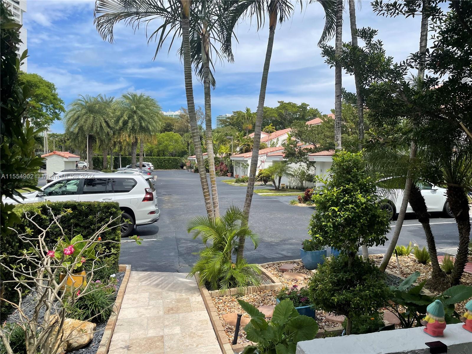 20246 NE 34th Ct 46, Aventura, Florida 33180, 3 Bedrooms Bedrooms, ,3 BathroomsBathrooms,Residential,For Sale,20246 NE 34th Ct 46,A11554902