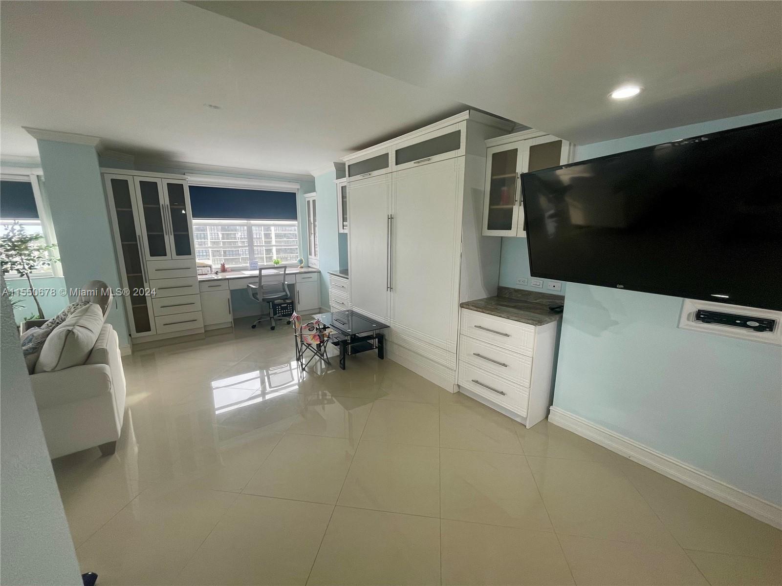 1985 S Ocean Dr 12Q, Hallandale Beach, Florida 33009, 3 Bedrooms Bedrooms, ,2 BathroomsBathrooms,Residential,For Sale,1985 S Ocean Dr 12Q,A11550678