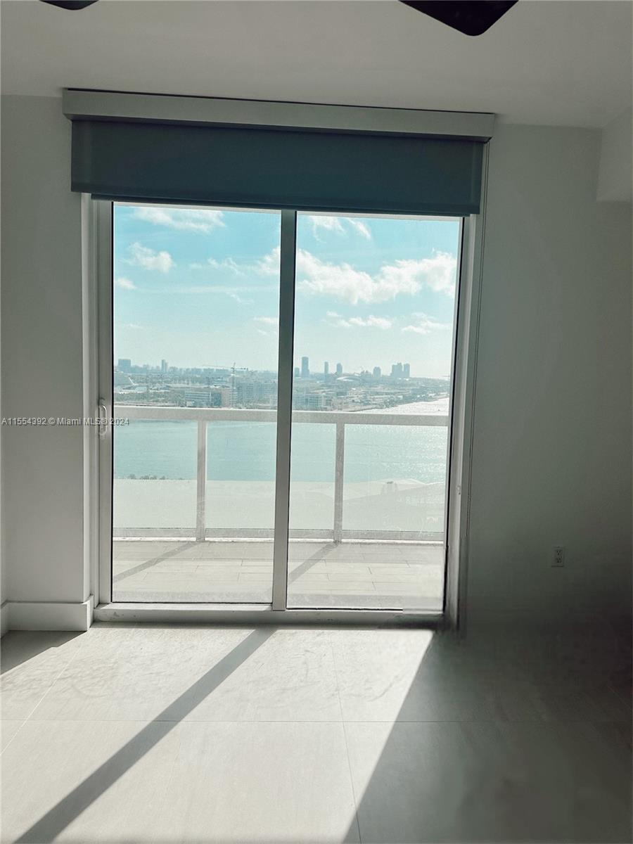 50 Biscayne Blvd 2304, Miami, Florida 33132, 2 Bedrooms Bedrooms, ,2 BathroomsBathrooms,Residential,For Sale,50 Biscayne Blvd 2304,A11554392