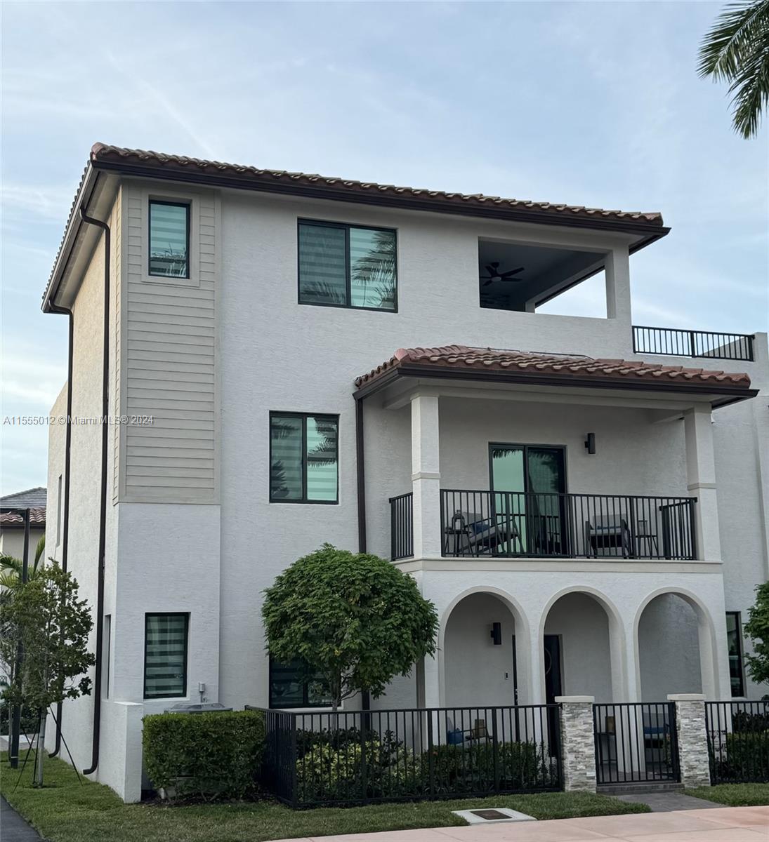 8345 Central Park Blvd, Doral, Florida 33166, 3 Bedrooms Bedrooms, 3 Rooms Rooms,2 BathroomsBathrooms,Residential,For Sale,8345 Central Park Blvd,A11555012