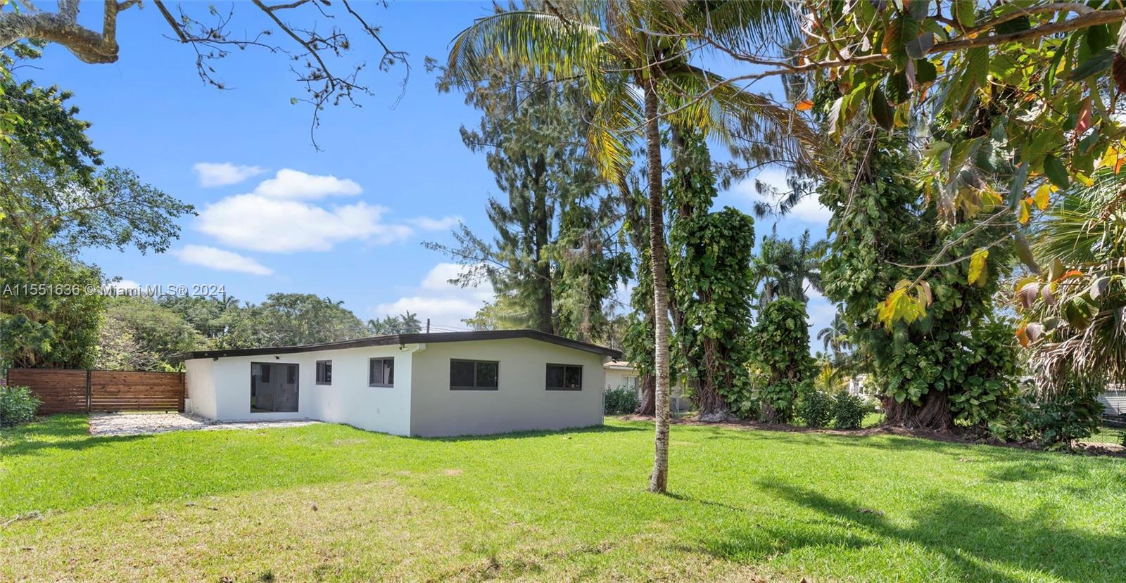 359 NE 158th St, Miami, Florida 33162, 3 Bedrooms Bedrooms, ,2 BathroomsBathrooms,Residential,For Sale,359 NE 158th St,A11551636