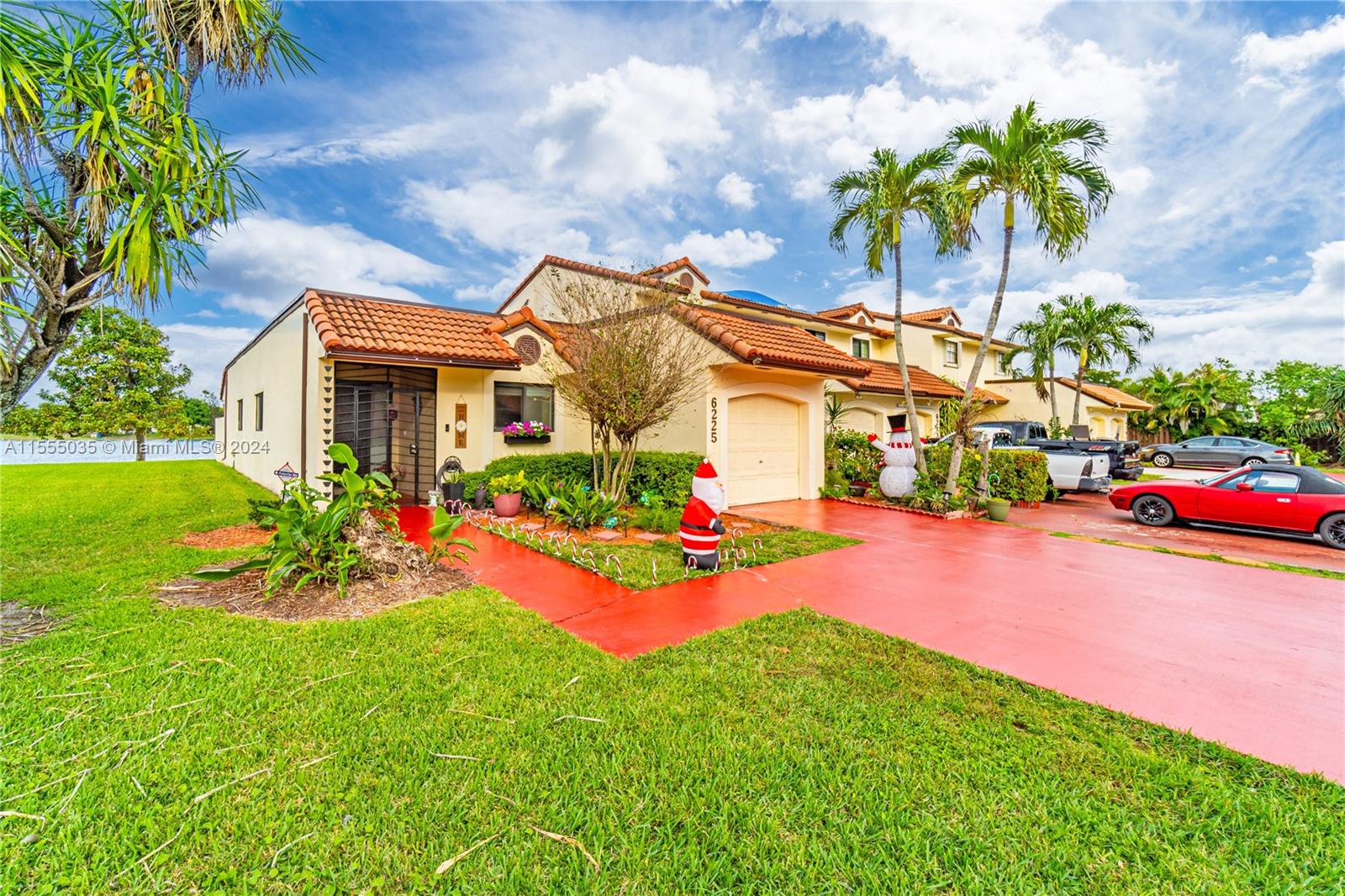 6225 NW 190th Ter 6225, Hialeah, Florida 33015, 2 Bedrooms Bedrooms, ,2 BathroomsBathrooms,Residential,For Sale,6225 NW 190th Ter 6225,A11555035