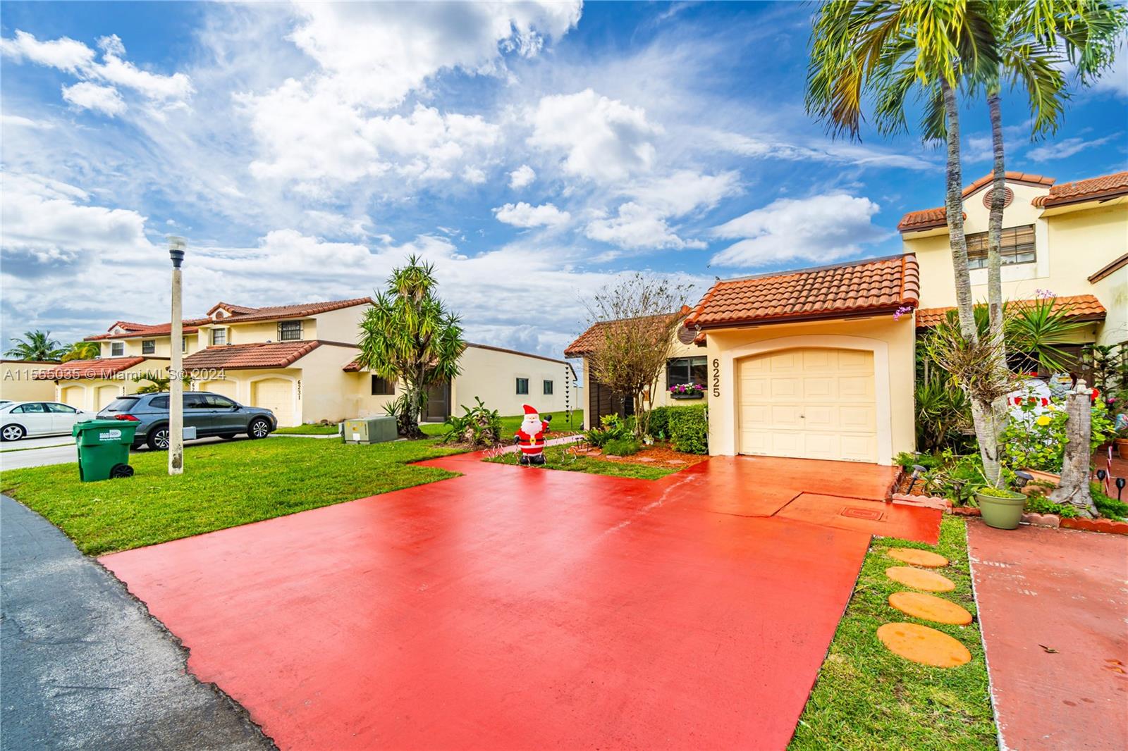 6225 NW 190th Ter 6225, Hialeah, Florida 33015, 2 Bedrooms Bedrooms, ,2 BathroomsBathrooms,Residential,For Sale,6225 NW 190th Ter 6225,A11555035