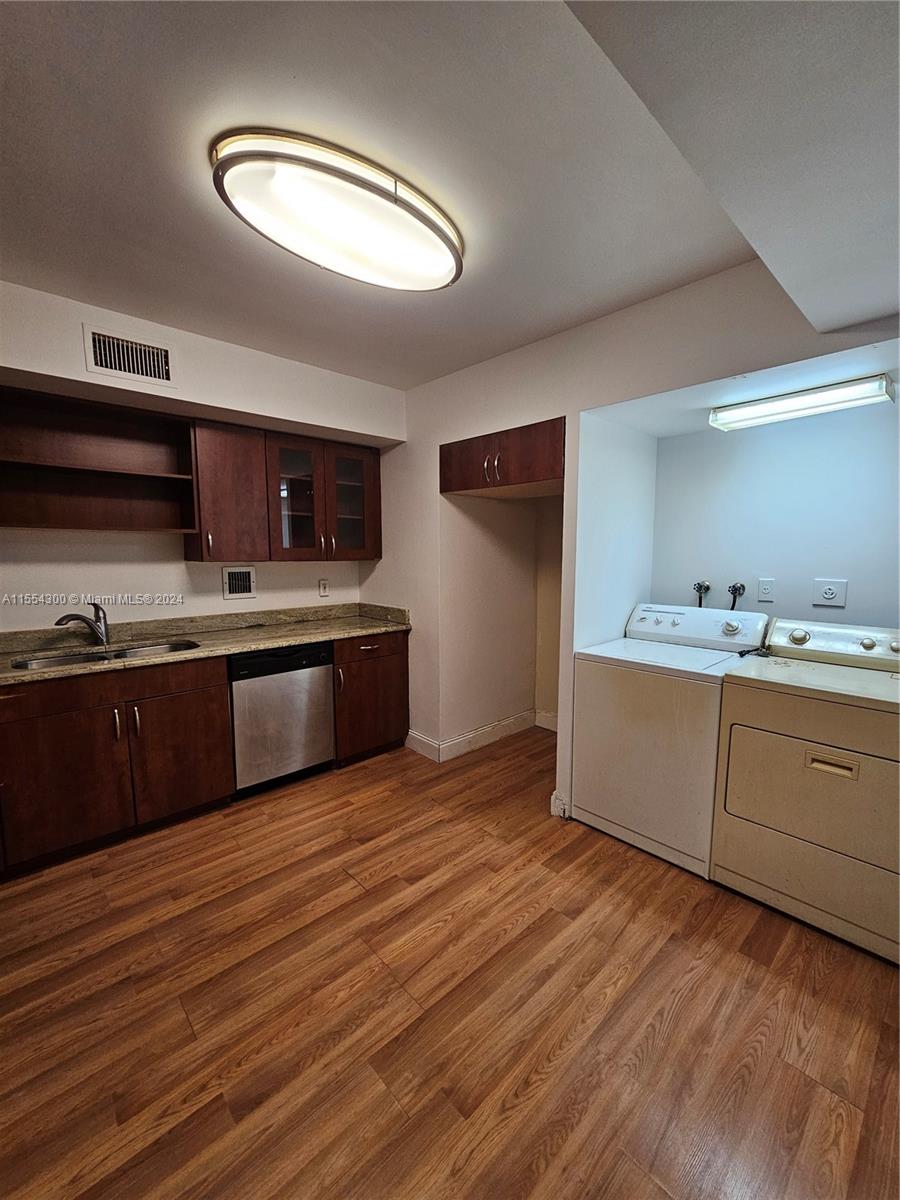 2800 N 46th Ave A310, Hollywood, Florida 33021, 2 Bedrooms Bedrooms, ,2 BathroomsBathrooms,Residential,For Sale,2800 N 46th Ave A310,A11554300