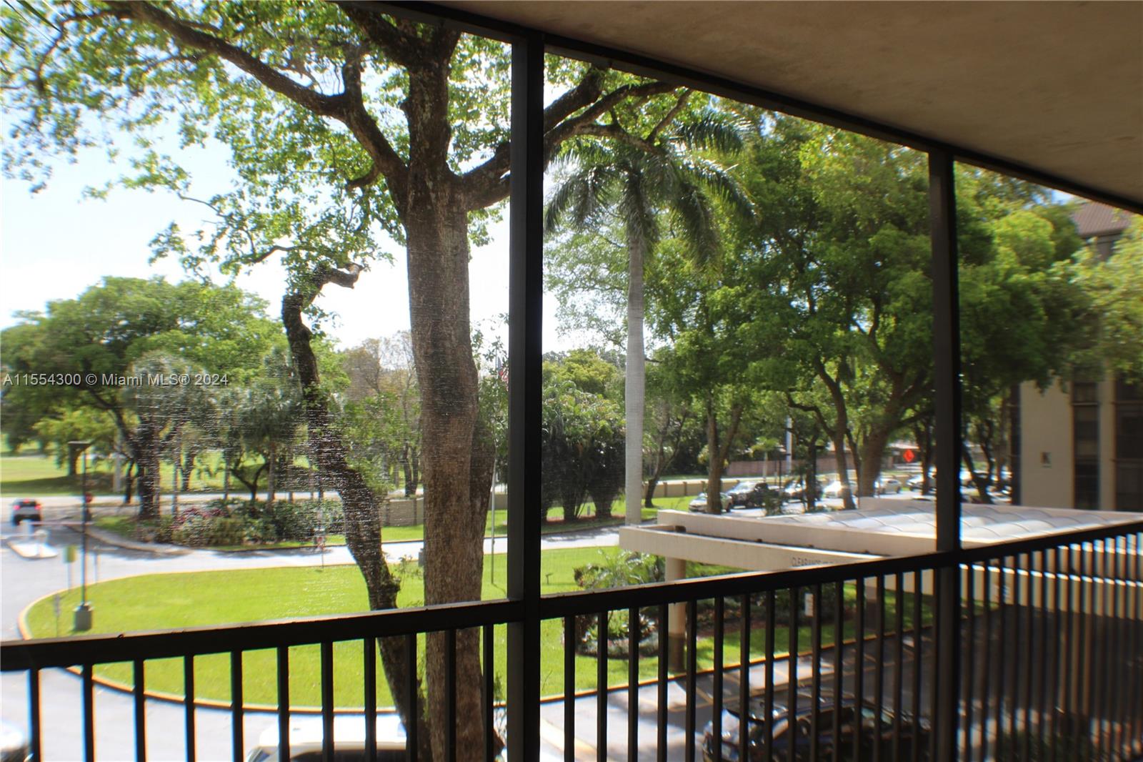 2800 N 46th Ave A310, Hollywood, Florida 33021, 2 Bedrooms Bedrooms, ,2 BathroomsBathrooms,Residential,For Sale,2800 N 46th Ave A310,A11554300