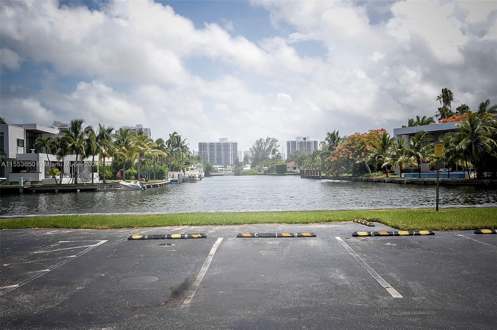 401 Golden Isles Dr 703, Hallandale Beach, Florida 33009, 2 Bedrooms Bedrooms, ,2 BathroomsBathrooms,Residentiallease,For Rent,401 Golden Isles Dr 703,A11553650