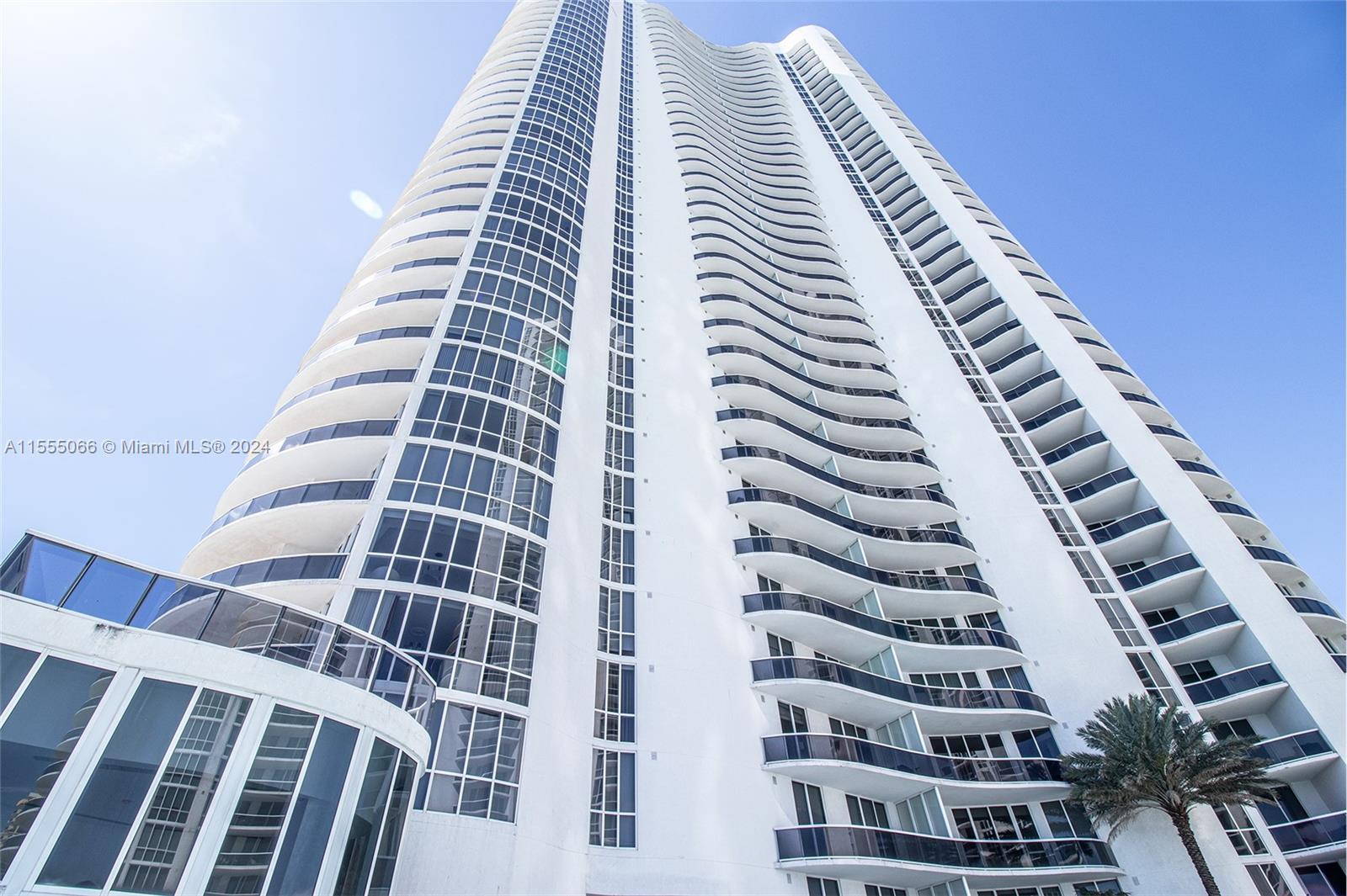 15901 Collins Ave 1607, Sunny Isles Beach, Florida 33160, 3 Bedrooms Bedrooms, ,3 BathroomsBathrooms,Residentiallease,For Rent,15901 Collins Ave 1607,A11555066